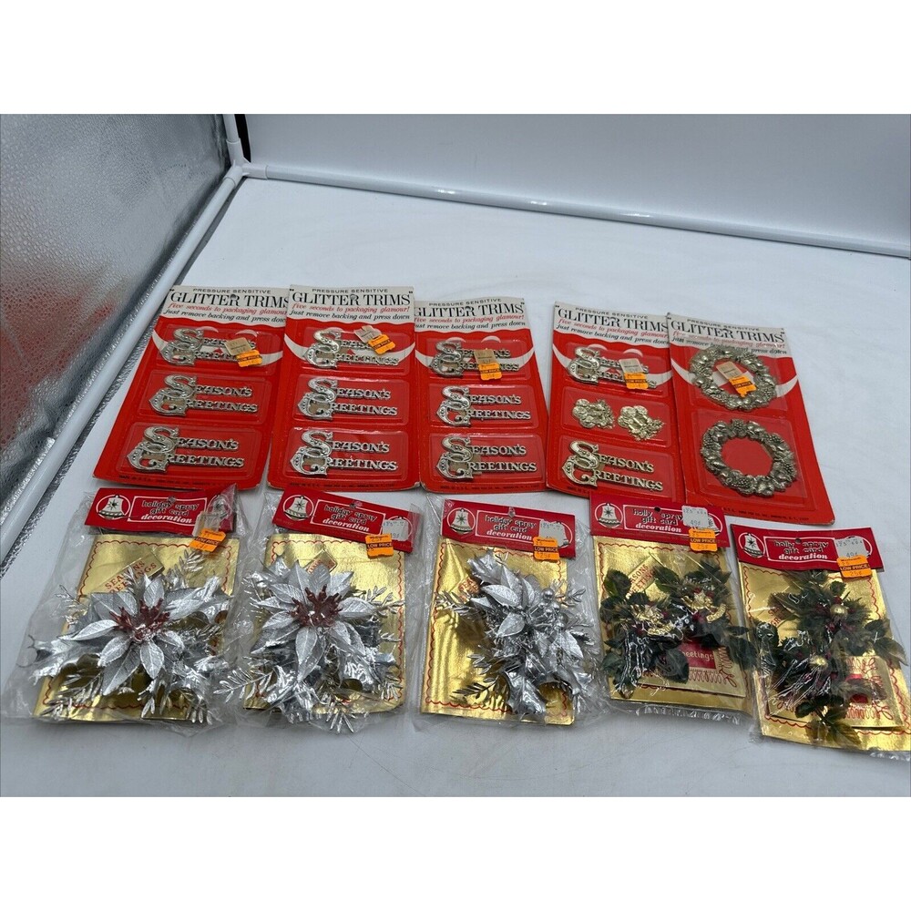 10 Vtg Commodore Christmas Spray Gift Card Decoration & Glitter Trims NOS Sealed